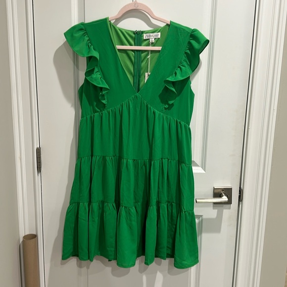 She and sky green v-neck dress NWT - Picture 1 of 3